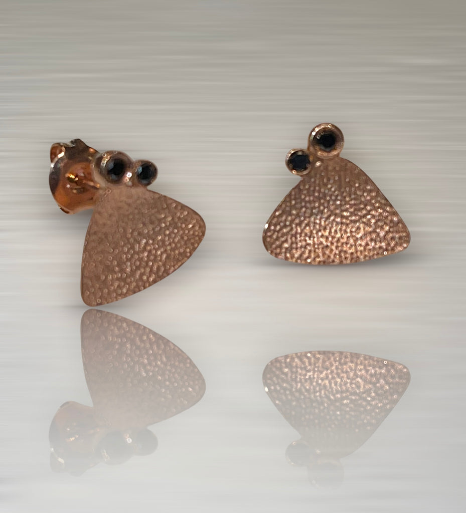 PENDIENTES TEXT ORO